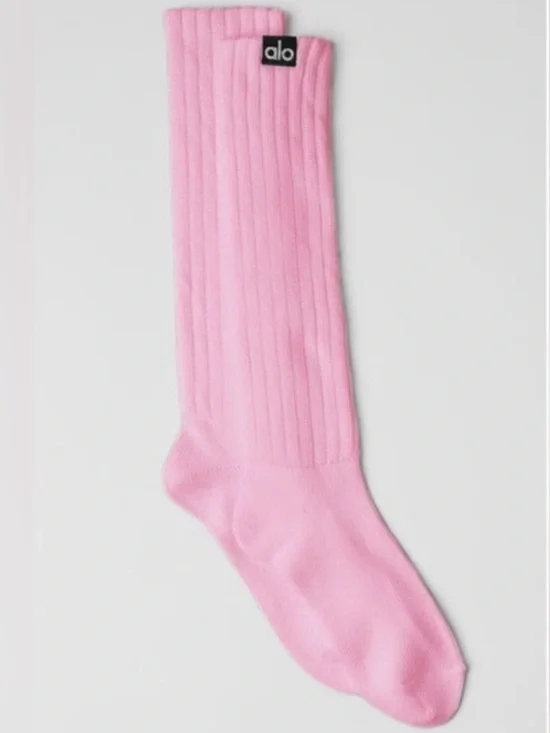 ALO Yoga Scrunch Socks Sweet Pink SZ M - Picture 3 of 9